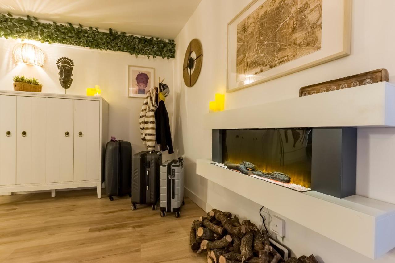 Santo - Coworking - Coliving - Madrid Hostel Eksteriør bilde