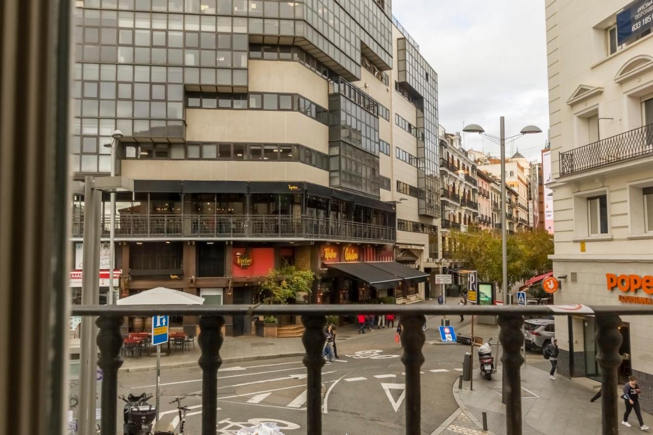 Santo - Coworking - Coliving - Madrid Hostel Eksteriør bilde