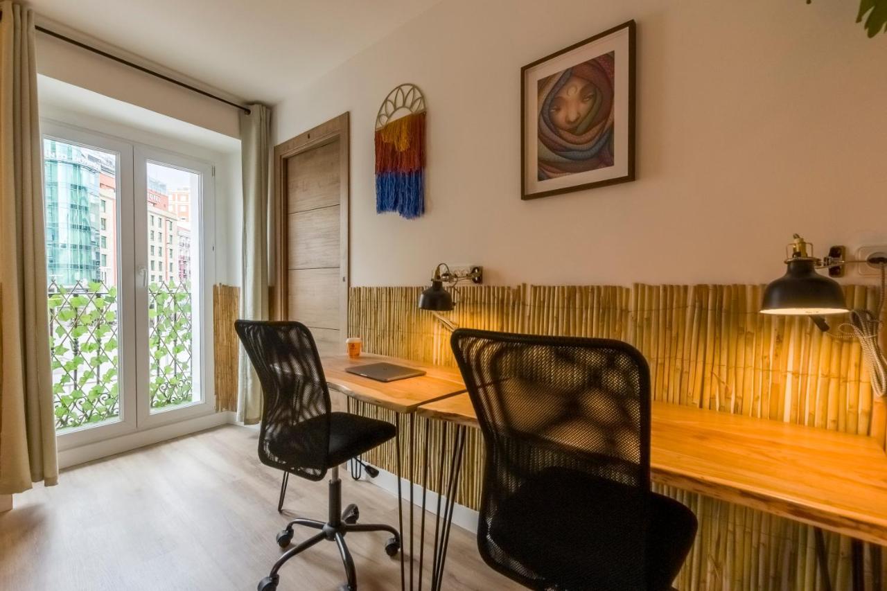 Santo - Coworking - Coliving - Madrid Hostel Eksteriør bilde