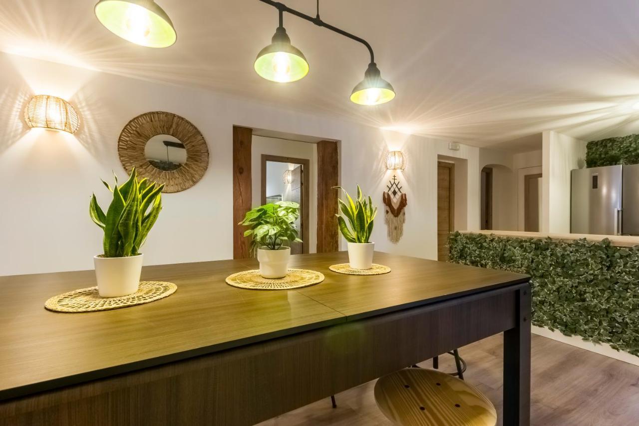 Santo - Coworking - Coliving - Madrid Hostel Eksteriør bilde