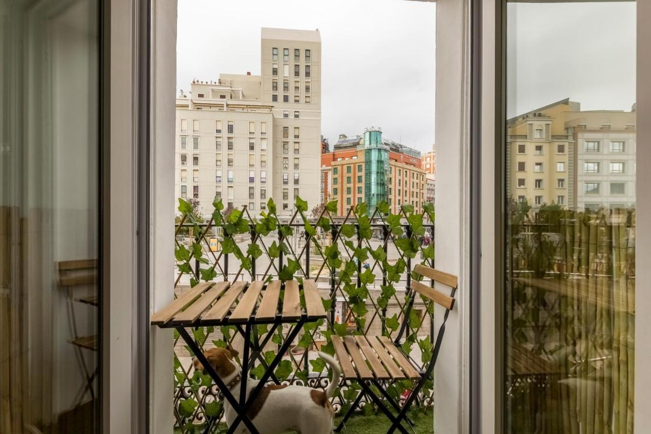 Santo - Coworking - Coliving - Madrid Hostel Eksteriør bilde